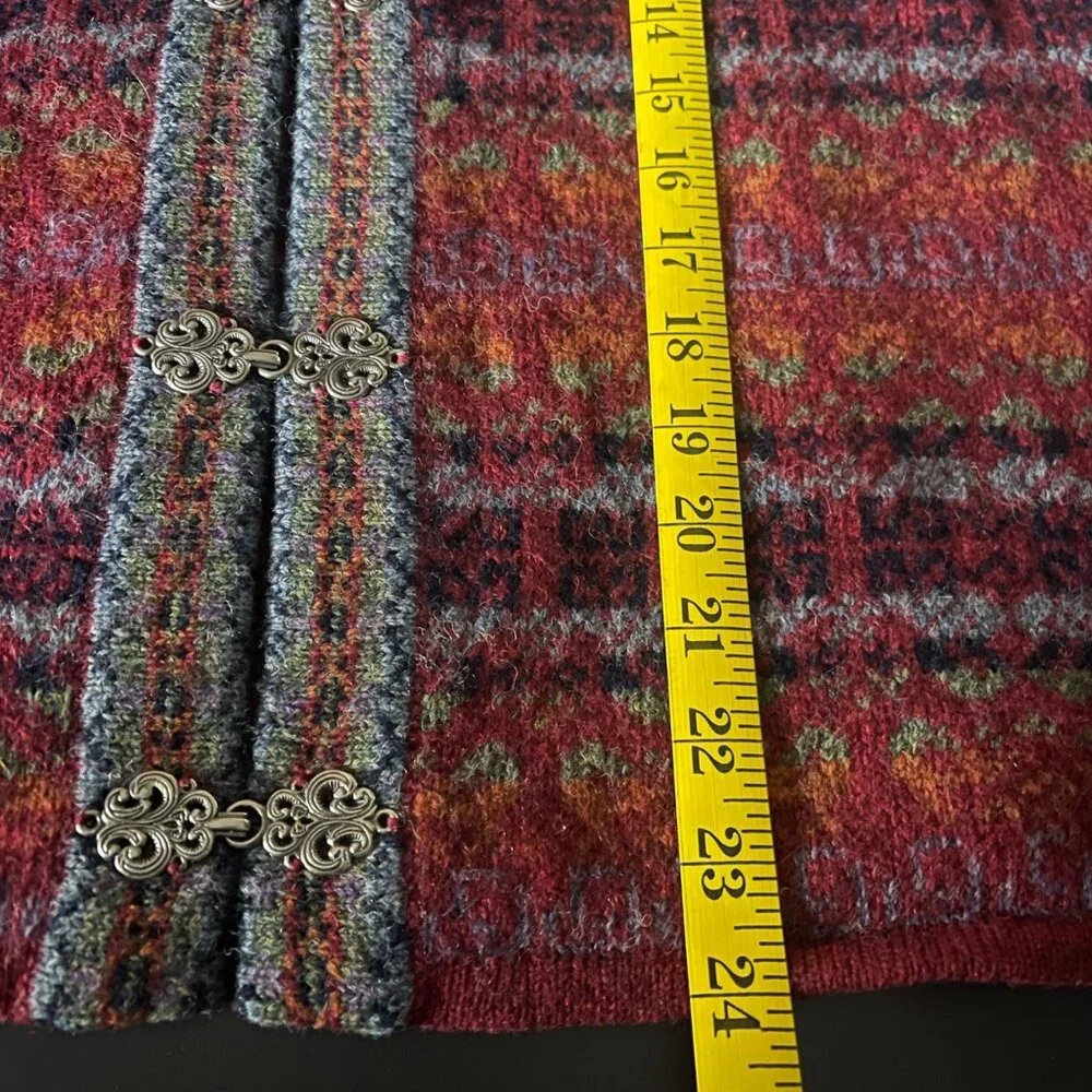 Vintage Petite Sophisticate Womens Fair Isle Wool Cardigan Size PM Cottagecore